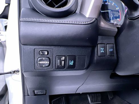 Used 2018 Toyota RAV4 Limited w/ All Weather Liner Package AWD/4WD image 16