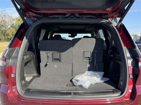 New 2025 Jeep Grand Cherokee L Limited w/ Luxury Tech Group II image 16