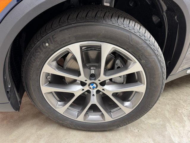 Used 2026 BMW X5 xDrive40i AWD/4WD image 28