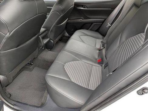 Used 2024 Toyota Camry SE w/ Convenience Package image 18