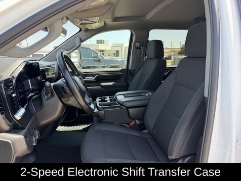 Used 2025 Chevrolet Silverado 2500 LT w/ Convenience Package AWD/4WD image 31
