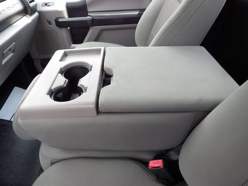 Used 2020 Ford F250 XL w/ Power Equipment Group RWD image 25