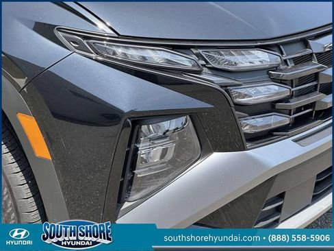 Certified 2025 Hyundai Tucson SEL AWD/4WD image 10