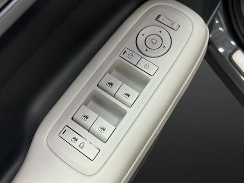 Used 2024 Hyundai Santa Fe Calligraphy AWD/4WD image 20
