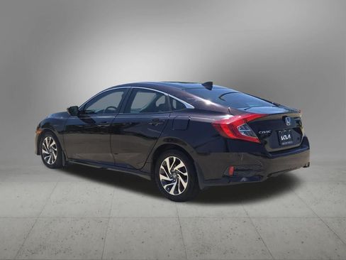 Used 2017 Honda Civic EX image 4