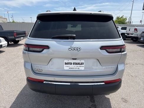 New 2025 Jeep Grand Cherokee L Laredo AWD/4WD image 5