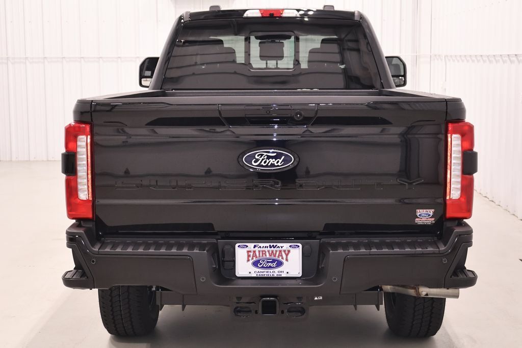 New 2027 Ford F350 Lariat w/ Black Appearance Package AWD/4WD image 8
