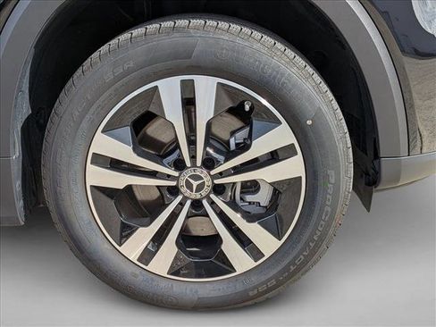 Certified 2025 Mercedes-Benz GLB 250 image 21