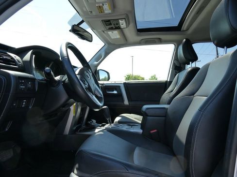 Used 2015 Toyota 4Runner SR5 Premium w/ Four Season Floor Mat Package AWD/4WD image 21