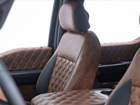 Used 2024 Ford F150 XLT w/ FX4 Off-Road Package image 46