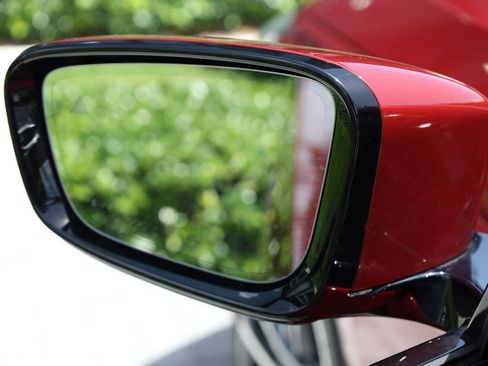 Used 2025 BMW 230i Coupe RWD image 9