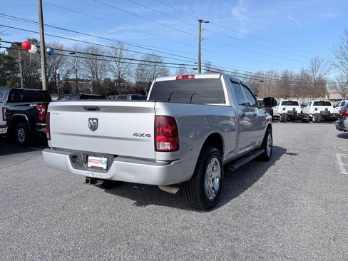 Used 2015 RAM 1500 Express AWD/4WD image 6