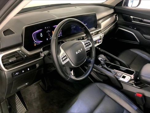 Certified 2024 Kia Telluride S w/ S Sunroof Package AWD/4WD image 14