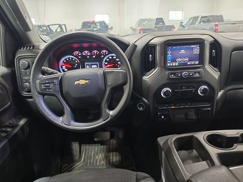 Used 2023 Chevrolet Silverado 1500 Custom AWD/4WD image 5
