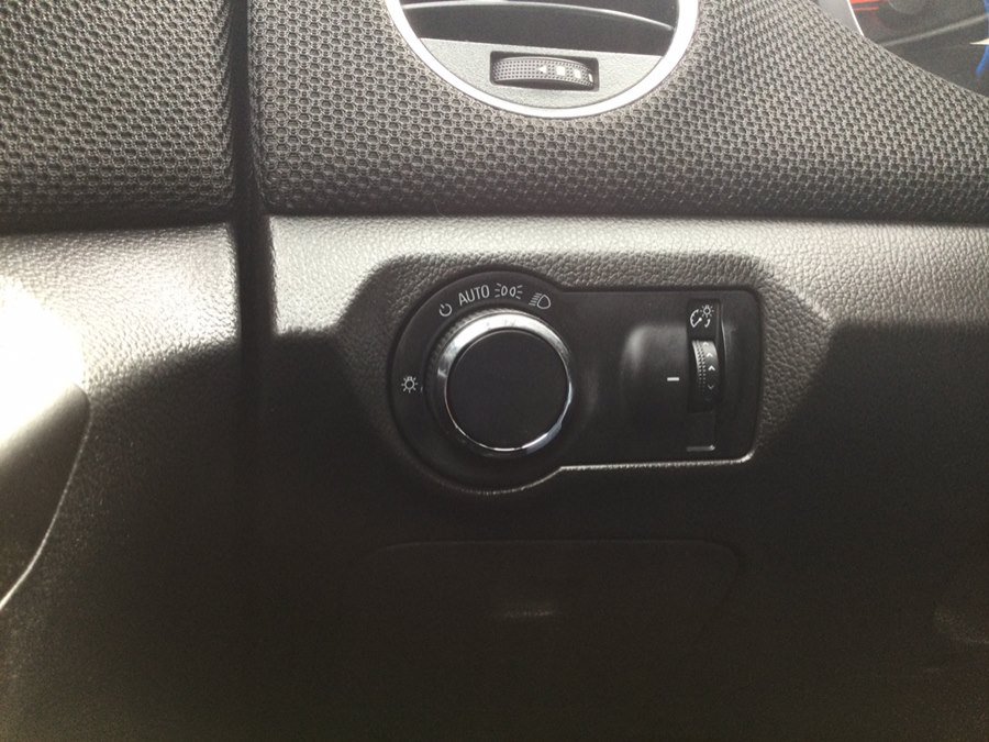 Used 2013 Chevrolet Cruze Eco w/ Enhanced Safety Package FWD image 35