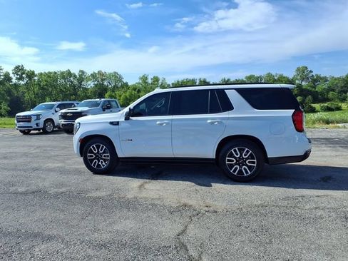 Used 2023 GMC Yukon AT4 w/ AT4 Premium Plus Package AWD/4WD image 40