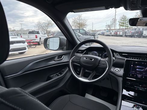 New 2026 Jeep Grand Cherokee Laredo AWD/4WD image 49