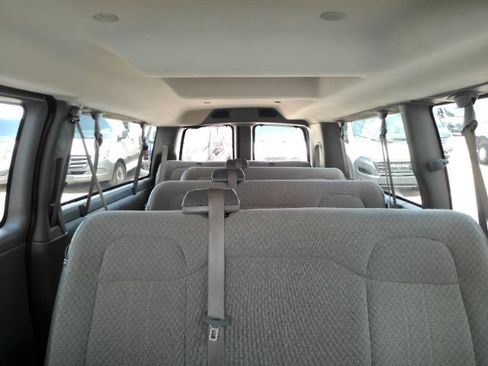 Used 2024 Chevrolet Express 3500 LT w/ LT Preferred Equipment Group RWD image 7