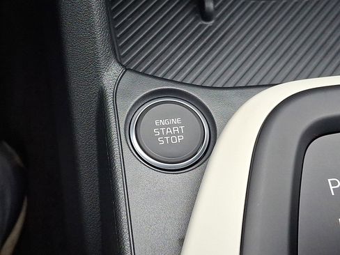 New 2025 Kia K4 GT-Line Turbo image 17