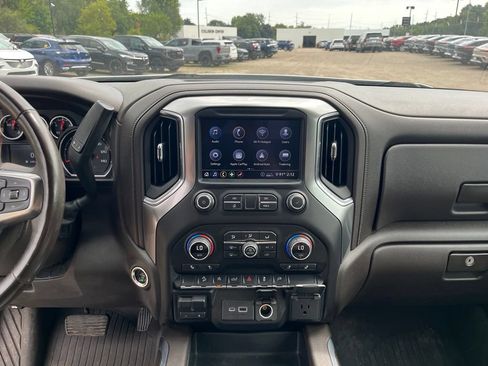 Used 2020 Chevrolet Silverado 1500 LT Trail Boss AWD/4WD image 25