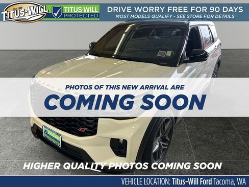 Used 2025 Ford Explorer ST AWD/4WD image 2