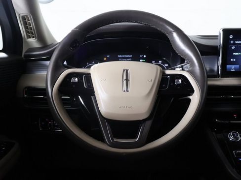 Used 2022 Lincoln Corsair FWD w/ Premium Package image 40