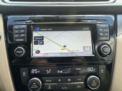 Used 2016 Nissan Rogue SV w/ SV Premium Package FWD image 36