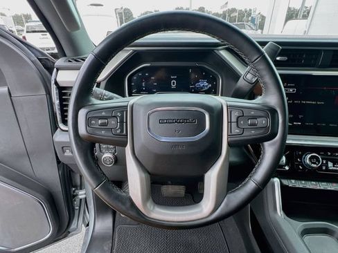 Used 2024 GMC Sierra 2500 Denali w/ Denali Reserve Package AWD/4WD image 10