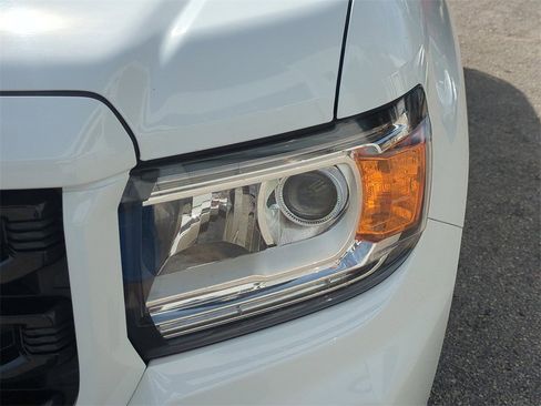 Used 2022 GMC Canyon Elevation Standard w/ Convenience Package image 10