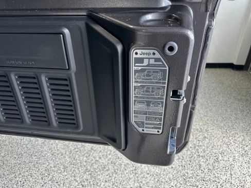 New 2025 Jeep Wrangler Sport S image 9