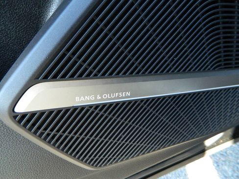 Used 2018 Audi Q5 2.0T Premium Plus w/ Premium Plus Package image 25