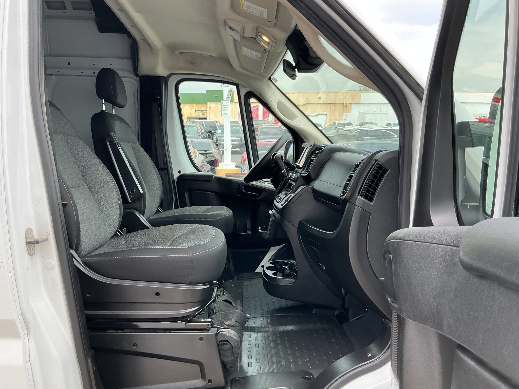 Used 2023 RAM ProMaster 2500 FWD image 26