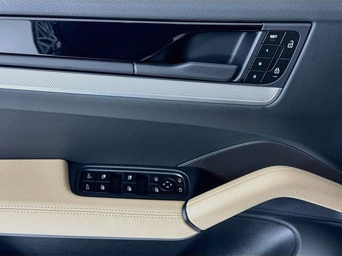 New 2026 Porsche Cayenne AWD/4WD image 11