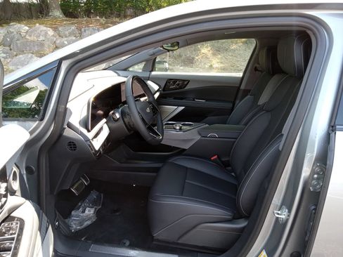New 2027 Cadillac Optiq Sport w/ LPO, ONYX Package AWD/4WD image 11