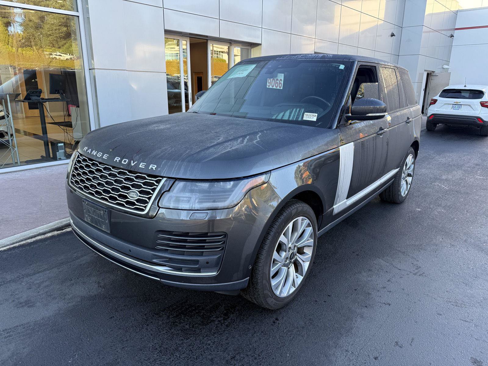 Used 2020 Land Rover Range Rover HSE AWD/4WD image 1