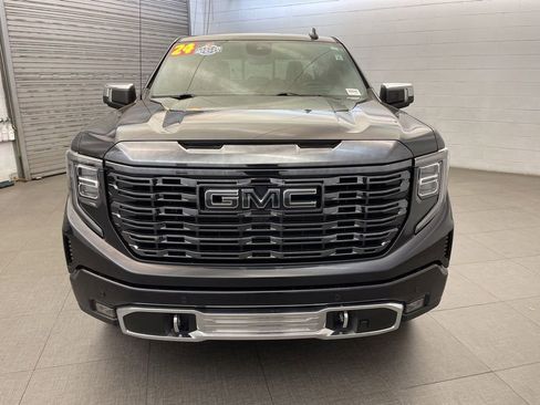 Used 2024 GMC Sierra 1500 Denali Ultimate AWD/4WD image 10