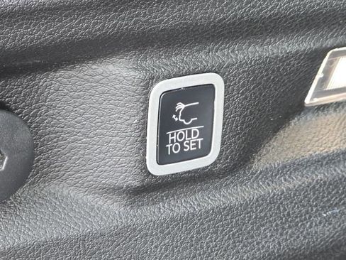 Used 2024 Jeep Grand Cherokee L Laredo image 21