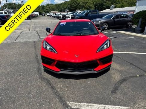 Used 2022 Chevrolet Corvette Stingray Premium Cpe w/ Z51 Performance Package RWD image 3