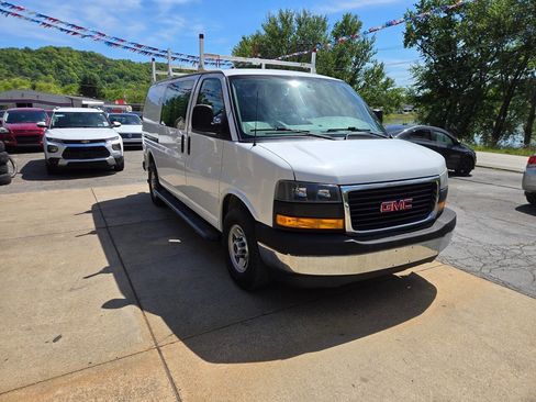 Used 2019 GMC Savana 2500 w/ Driver Convenience Package RWD image 1
