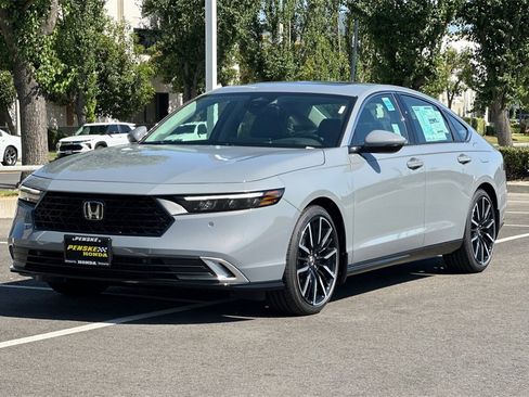 New 2025 Honda Accord Touring image 8