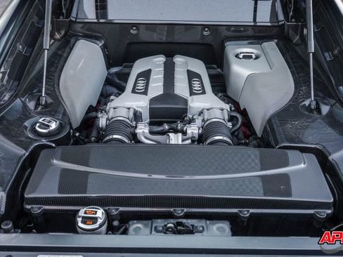 Used 2012 Audi R8 V8 image 38