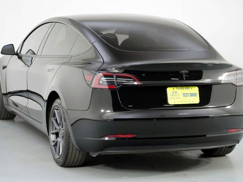 Used 2022 Tesla Model 3 image 50