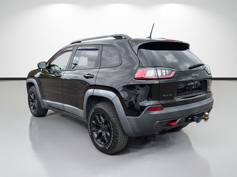 Used 2019 Jeep Cherokee Trailhawk w/ Cold Weather Group AWD/4WD image 5