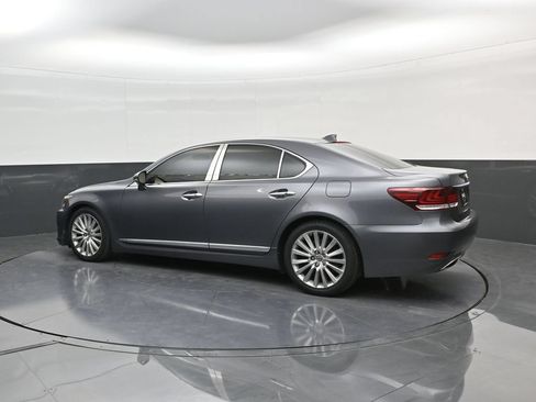 Used 2017 Lexus LS 460 AWD w/ Comfort Package image 5