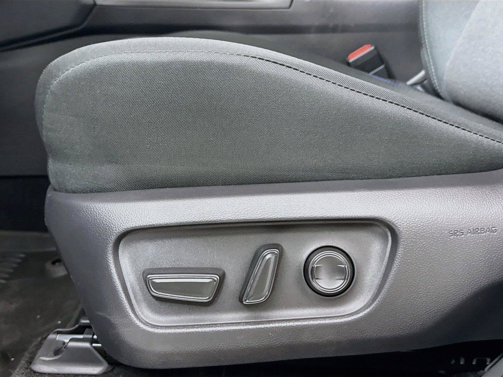 Used 2026 Toyota RAV4 SE w/ Weather Package AWD/4WD image 29