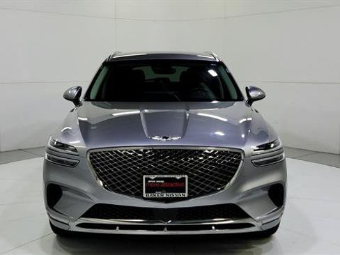 Used 2025 Genesis GV70 2.5T AWD/4WD image 2