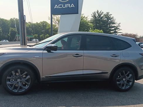 Used 2023 Acura MDX A-Spec image 2