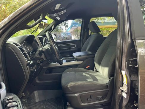 Used 2019 RAM 3500 Big Horn RWD image 14