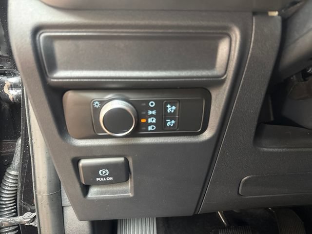 Used 2022 Ford Expedition XLT RWD image 23