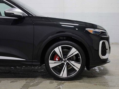 Used 2025 Audi SQ5 Premium Plus w/ Premium Plus Package AWD/4WD image 11